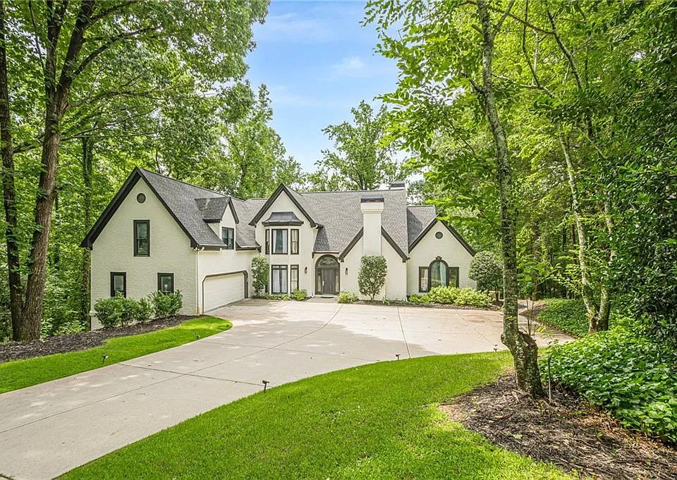 700 S Brighton Ct NW