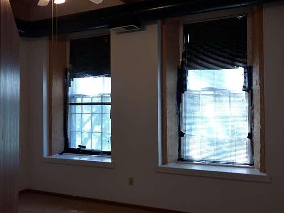 3rd image of 1220 51st Ave APT 102