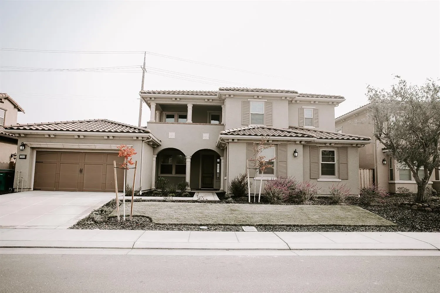 1344 Como Dr photo 1