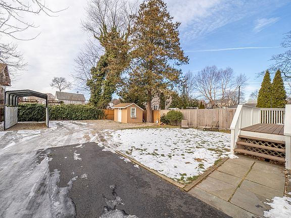 Rear yard/parking