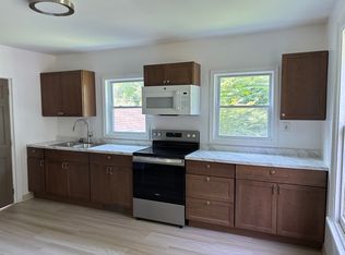 3703 Albany Post Rd, Poughkeepsie, NY 12601