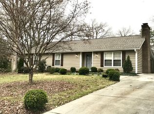 212 Duquesne Dr, Greer, SC 29650