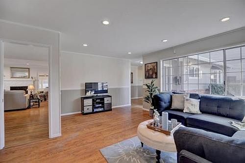 4th image of 3504 Yuba Ave