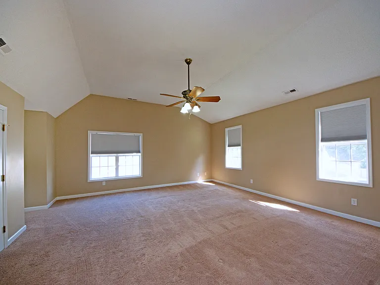 1112 Huff Dr — Photo 29