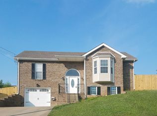 971 Granny White Rd, Clarksville, TN 37040