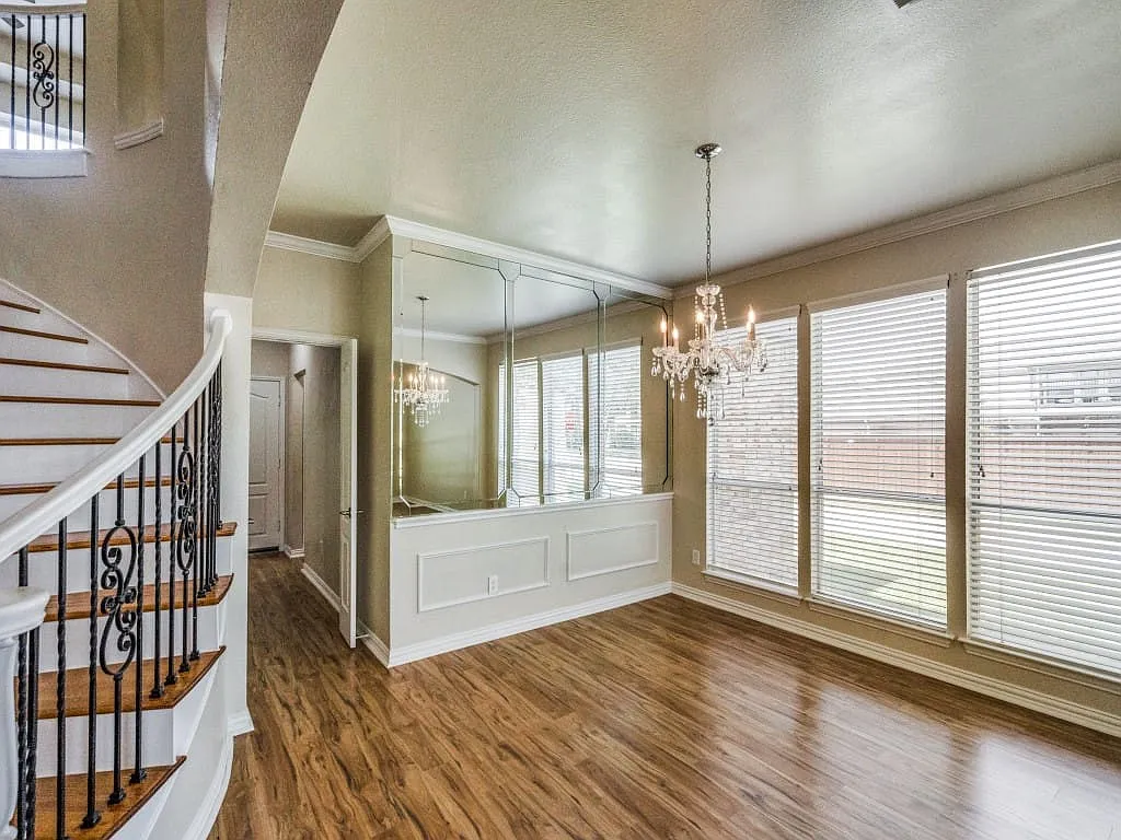 4 bed, 4.0 bath, 3501 sqft, $4,300 — Photo 4