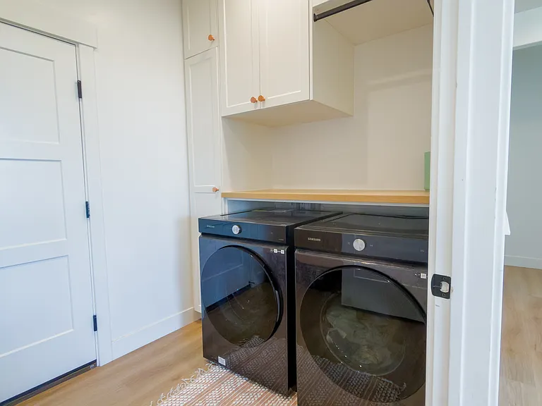 Mud room/laundry room