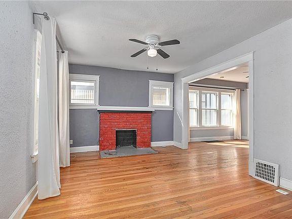 5th image of 4720 Liberty St