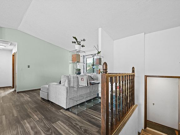 4th image of 194 Rincon Dr