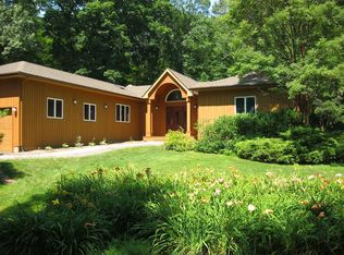 10 Birch Rd, Bloomfield, CT 06002