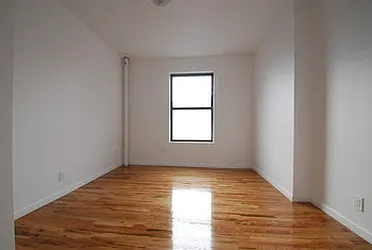 Rented by Reliance Realty Partners LLC 