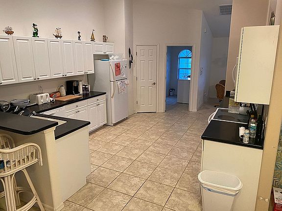 5th image of 14095 Clubhouse Dr