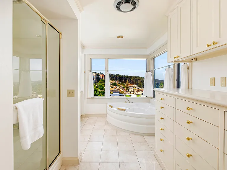 2621 Divisadero St #3 — Photo 27