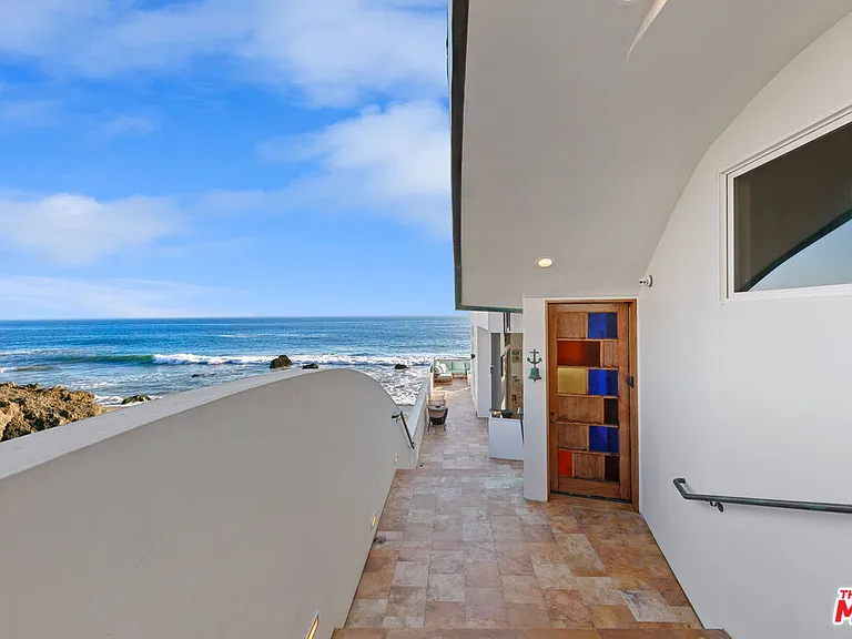 31626 Sea Level Dr — Photo 4