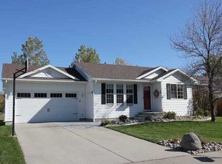 407 35th St W, Billings, MT 59102