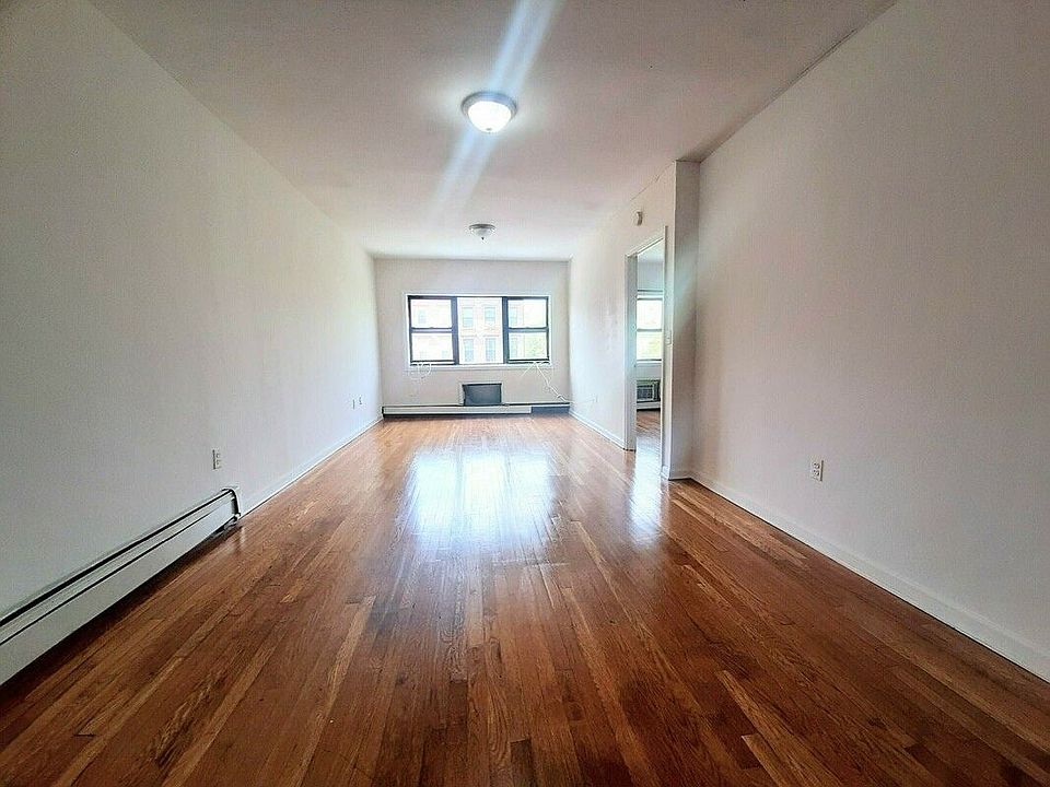 1st image of 686 Willoughby Ave #3A