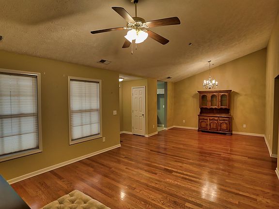 4th image of 2360 31w Hwy #204