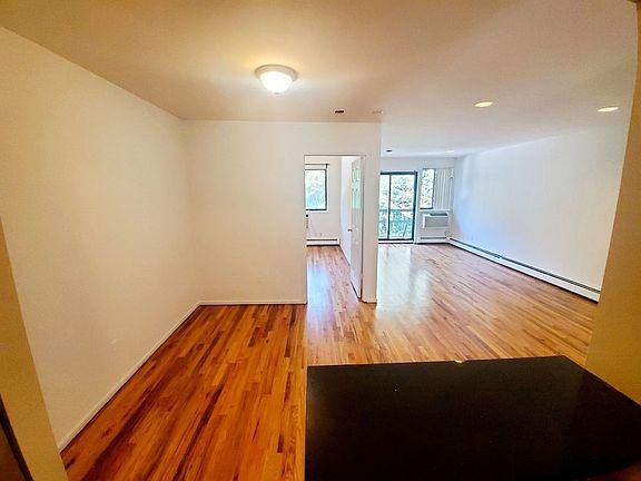 2nd image of 7536 Grand Central Pkwy #3
