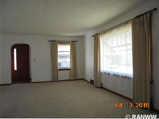 4th image of 700 Pine St