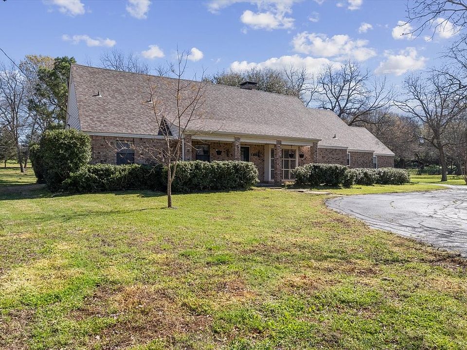 1st image of 3505 Montclaire Dr