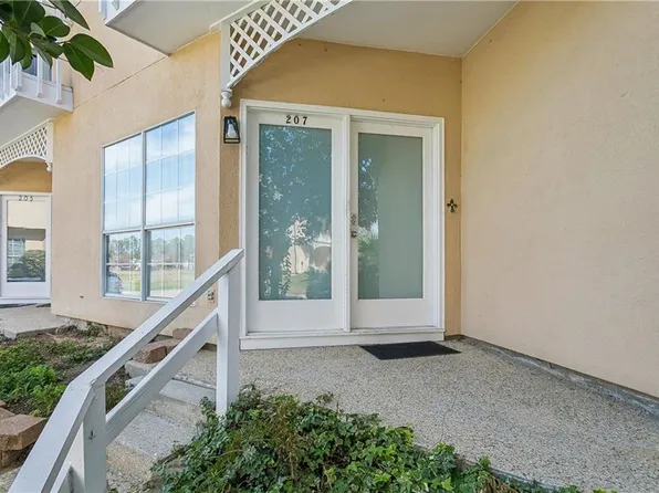 207 Tops L Dr #B4, Mandeville, LA 70448