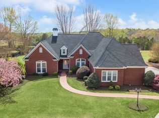 617 Gold Bullion Dr W, Dawsonville, GA 30534