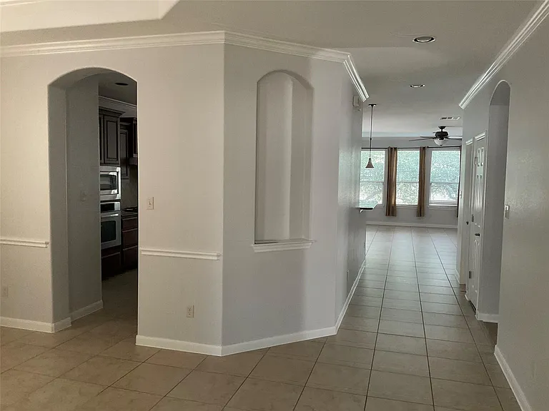 212 Choke Canyon Ln — Photo 7