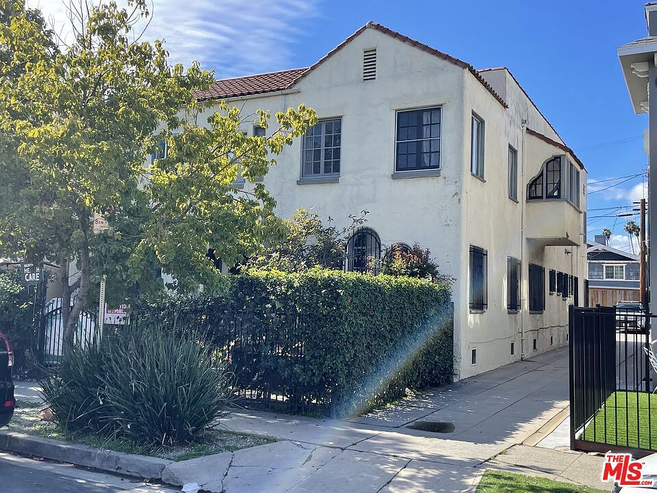 1st image of 1419 S Bronson Avenue