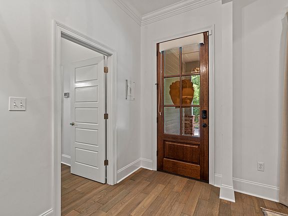 4th image of 170 Bellegrass Blvd