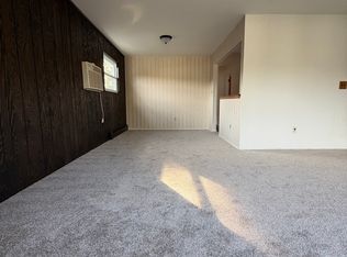 (Undisclosed Address), West Islip, NY 11795
