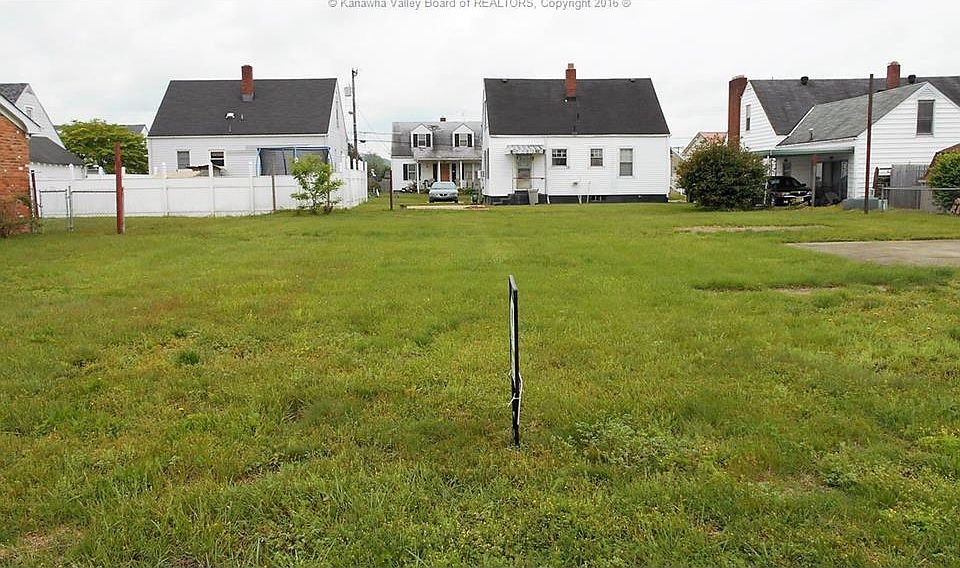 2nd image of 4 Wakefield Rd