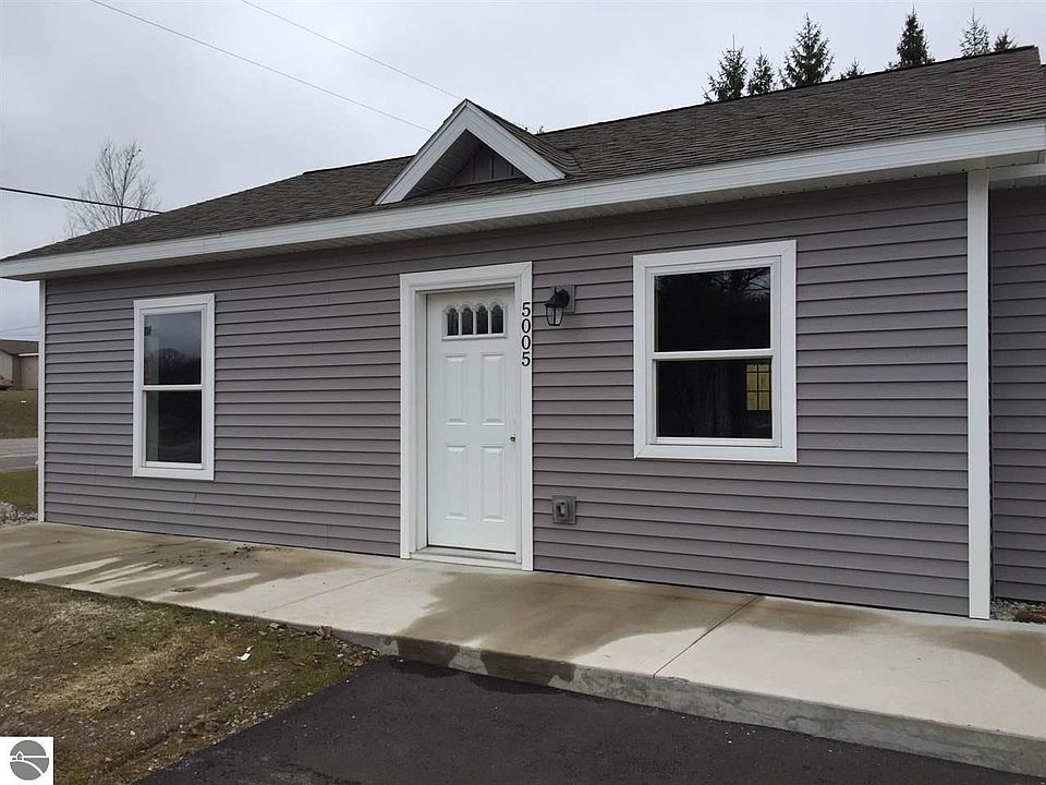 1st image of 5005 Cedar Condo Ct