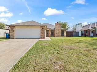 3205 Hillcrest Dr, Rowlett, TX 75088
