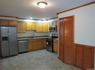 2 E Main St #5, Middletown, NY 10940