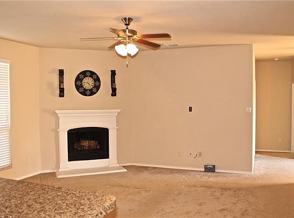 5th image of 2341 Cedarwood Dr