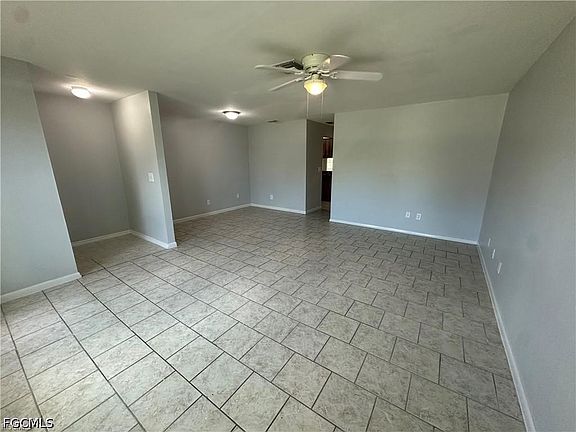 3rd image of 518-520 SE 6th Pl