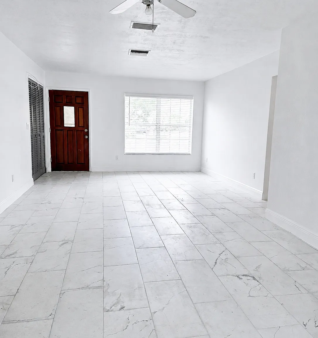 2 bed, 900 sqft, $1,645 — Photo 3