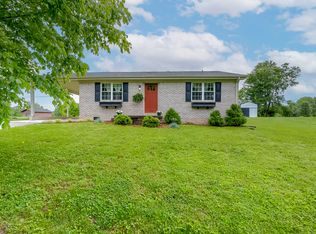 796 Happy Top Rd, Clay City, KY 40312