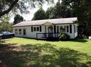 1037 Long Shoals Rd, Lincolnton, NC 28092