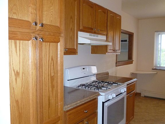 4th image of 1311 S Finley Rd APT 307