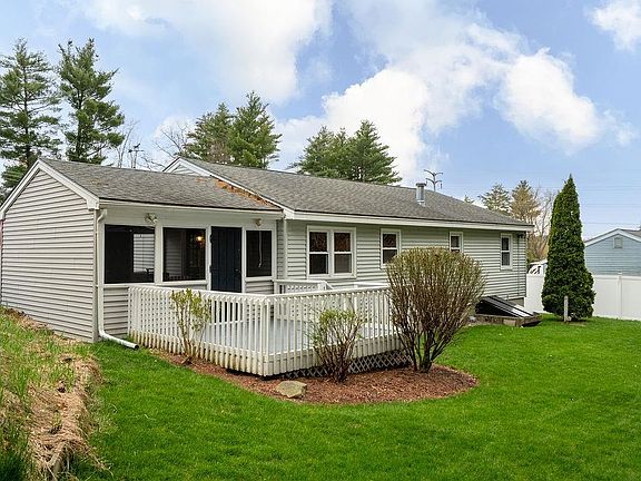 4th image of 24 Portchester Drive