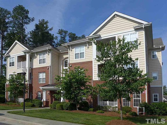 2nd image of 531 Ives Ct #531