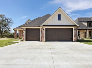 145 Moore Rd, Beaumont, TX 77713