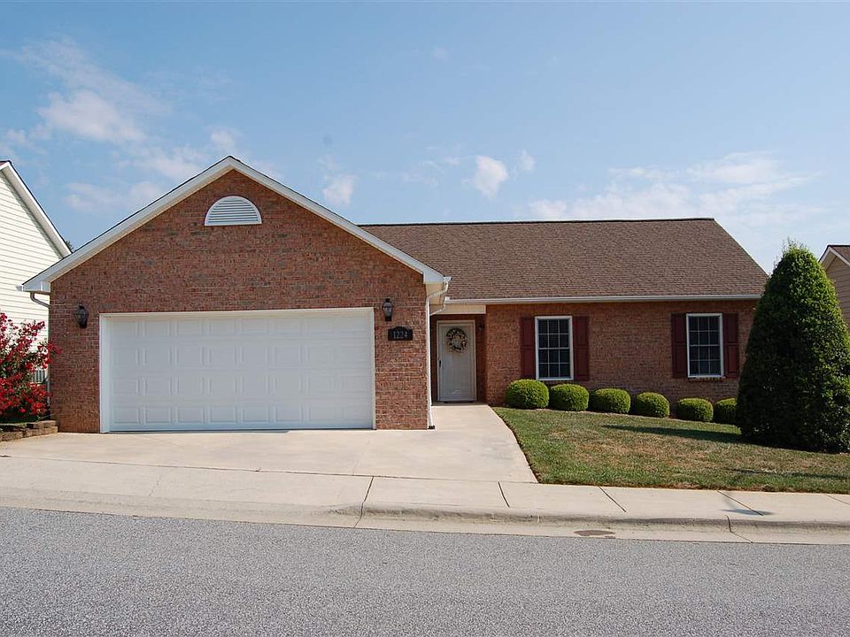1st image of 1224 Wexford Village Cres
