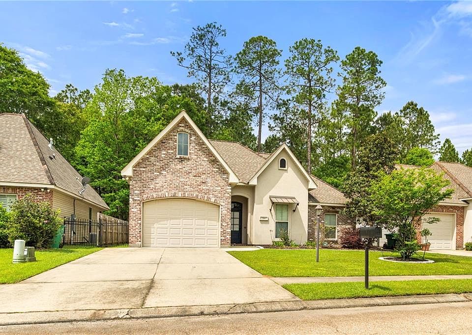 1st image of 564 Bateleur Way