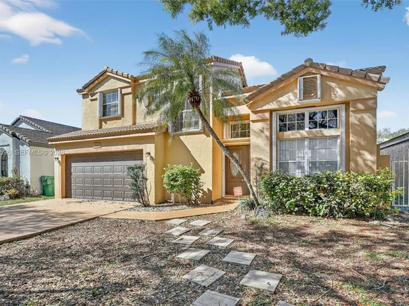 2838 Bogota Ave, Hollywood, FL 33026