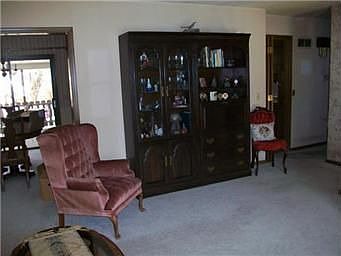 3rd image of 6716 Lakeshore Dr