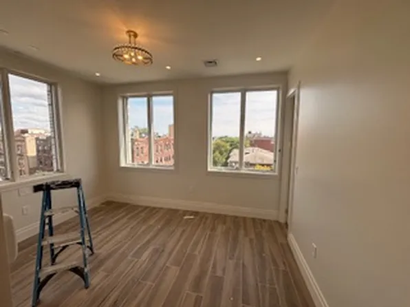 4402 12th Avenue image 4 of 12