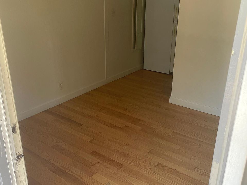 1st image of 959 Harmon Ave APT 17