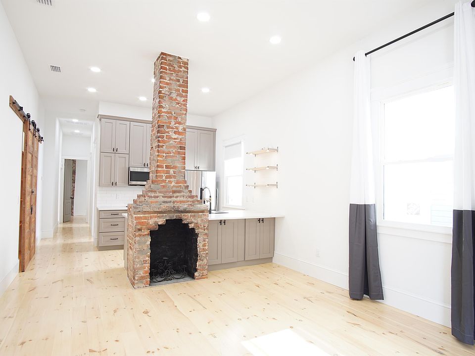 Living room with a decorative fireplace
